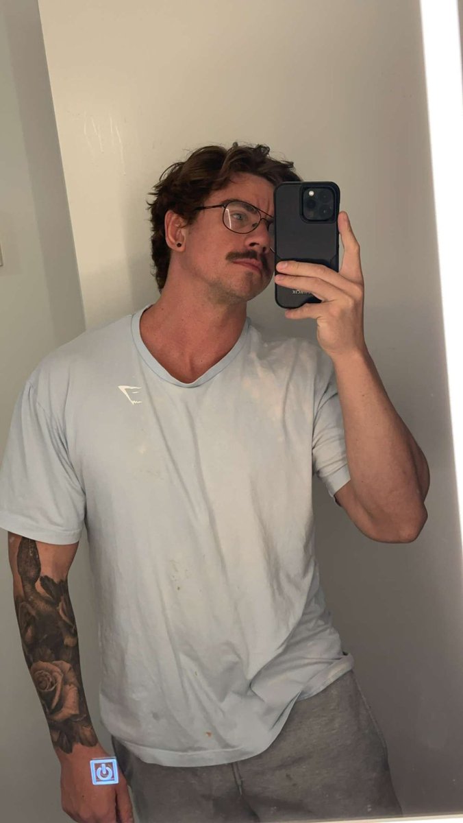 Tyler_Wilder_'s tweet photo. I got bleach on my shirt! https://t.co/Q2RDK3SR16