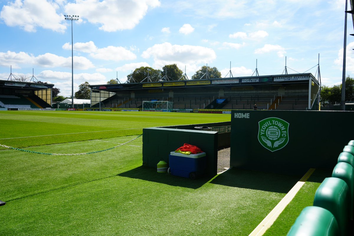 Under the sunny Somerset skies! ☀️ 

🎟️ tinyurl.com/3bz9xaru

#YTFC 💚