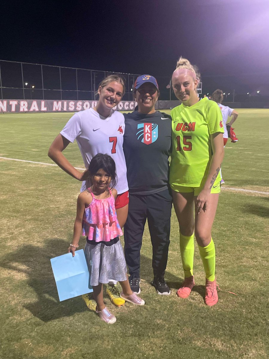 Sarah Gonzalez tweet media