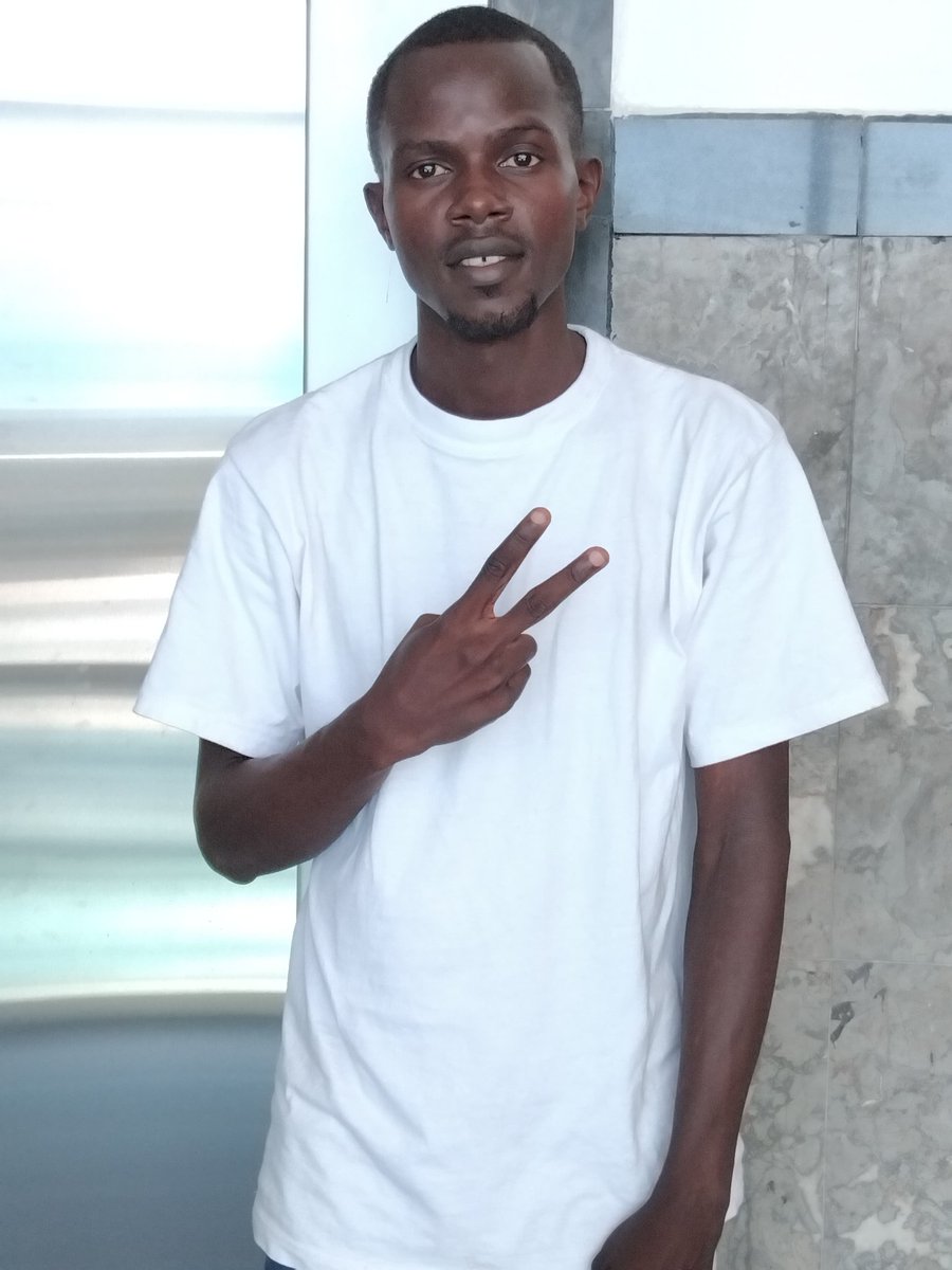 BarakaFmKe's tweet photo. #Buruspoti #RiddimTime 
Gang ya mtu mmoja imesha pull up, karibia tupige spoti na mziki wa riddim na reggae.
3-8PM
Ochieng Eric - Sports Doctor X @kibambavictor7

95.5Msa 99.3Mld
https://t.co/xuGIPnXd8U
 📲0722 479 800/0733 579 800 
SMS/WhatsApp 0748 312 175 https://t.co/xZTKDsvyYD