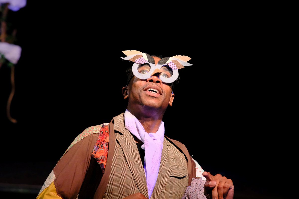SponProdsTC's tweet image. Meet the cast of the #LITTLEMERMAID: here&apos;s actor/singer/dancer #MarlonOliverHarris in the dual role of Sylvester the Seahorse &amp;amp; reggae singing fisherman DJ Dishy! 🇯🇲 Marlon was seen last year in Aesop&apos;s Fables, the Owl &amp;amp; the Pussycat and Peter Pan. Tkts:  spontaneousproductions.co.uk/events/the-lit…
