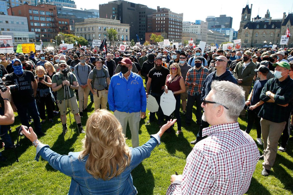 TWilsonOttawa's tweet photo. 4 years ago, on this day 🇨🇦❤️ #IntegrityMarch #LetsDoItAgain https://t.co/WB6AxVbv46