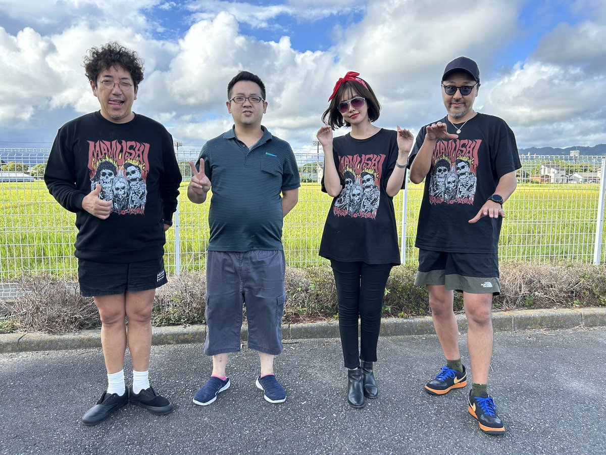 INVRDER's tweet photo. 人生初、来店イベントに行ってきた。
YouTubeで観てる、木村魚拓さん
青山りょうさん、松本バッチさん。
テレビの芸能人よりちょっと感動
あとは1gameTVのてつさんに会いたい
#Concorde_tsuiji https://t.co/HWmevXDdR0