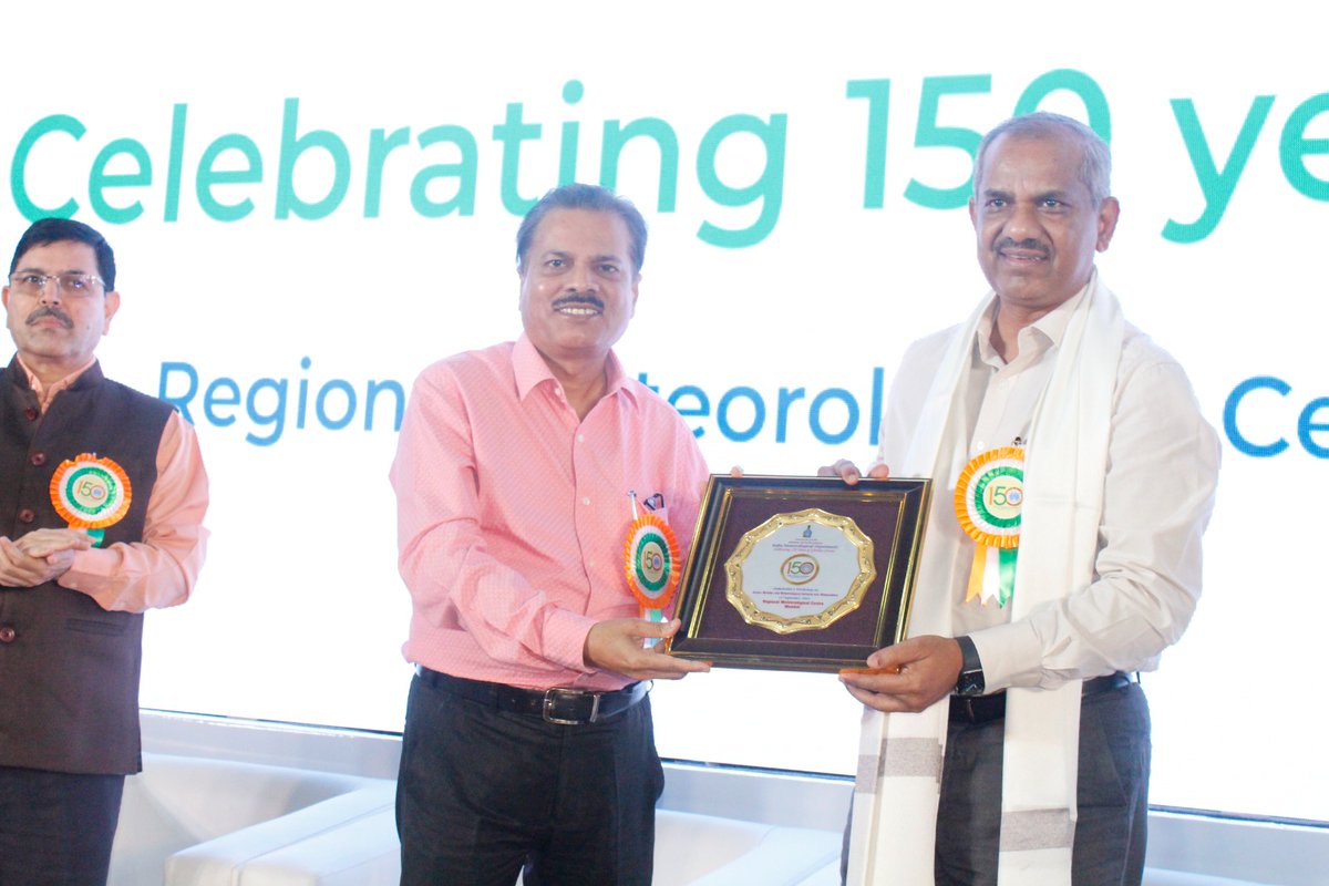 Dr M Ravichandran (<a href="/ravi_moes/">Ravi</a>), Secretary <a href="/moesgoi/">MoES GoI</a> inaugurated the Mumbai #WeatherRadar Network at the #StakeholdersWorkshop on ‘Severe Weather and Meteorological Services over Maharashtra’, organised by India Meteorological Department-Regional Meteorological Centre, Mumbai