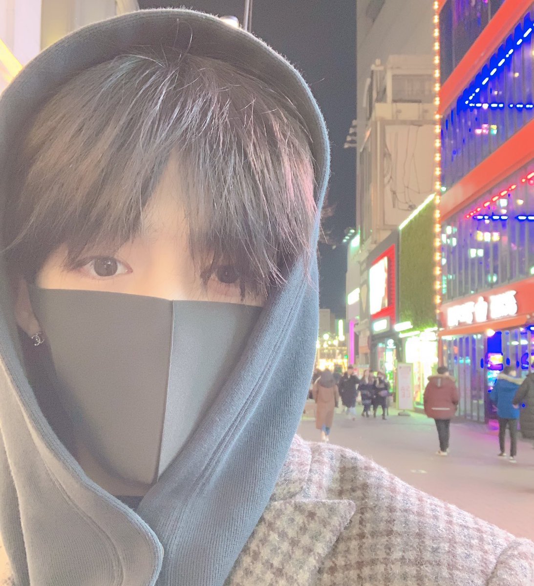 soft_s_coups's tweet photo. 대구가면 이런 미남 있나요? https://t.co/MDkRbBlPZB