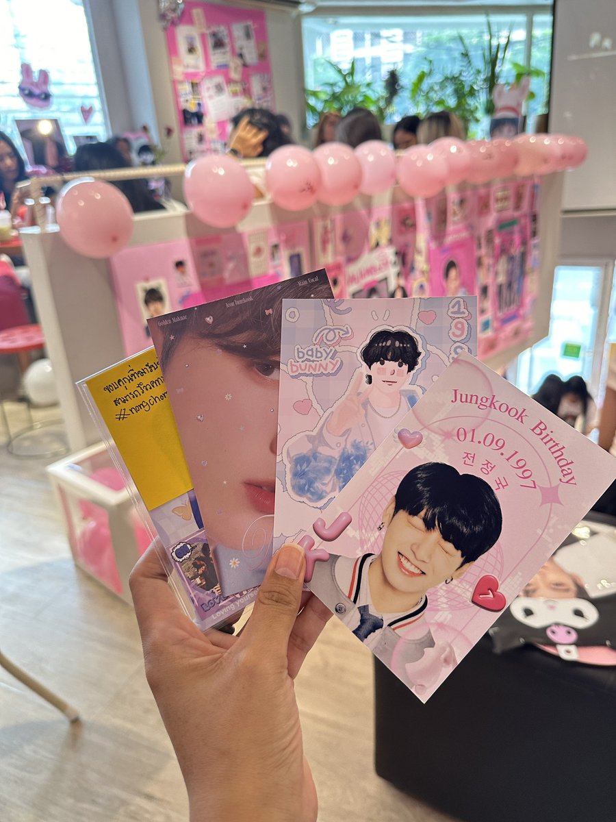 BabyBear137's tweet photo. จัดงานได้น่ารักมากๆค่ะ ขนาดwalk in ได้กอว.เยอะมาก ขอบคุณที่จัดงานน่ารักๆแบบนี้นะคะ #sayloveyoumyjk https://t.co/EjUwkrXjvu