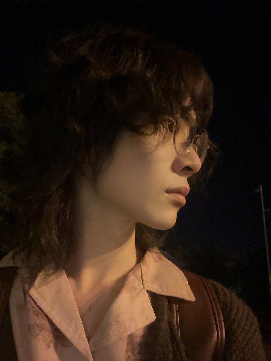 一张侧脸 #四爱