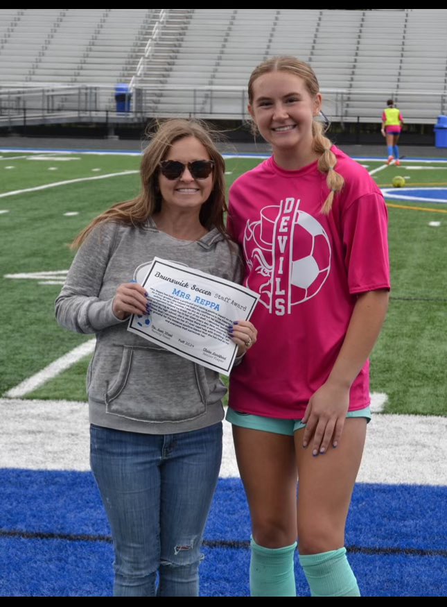 Was honored with some of the best at <a href="/BHSDevilsSoccer/">Bwick Girls Soccer</a> Teacher Appreciation Night!  So sweet that <a href="/clairelandfried/">claire landfried</a> remembered this former first grade teacher.  Claire is a beautiful person inside and out! ⚽️💙🤍