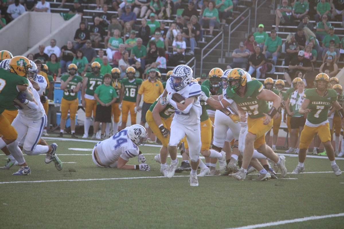 AGBluejayFball's tweet photo. Bluejays defeat Columbus Scotus 33-14 to move to 2-1 on the season. Total team effort as a lot of players making their presence felt throughout the game. Thanks to the Bluejay Faithful for making the trip. Best fans in the state!
#playwithHEART
#committoWIN
#burntheboats https://t.co/nGLYbtbOsW