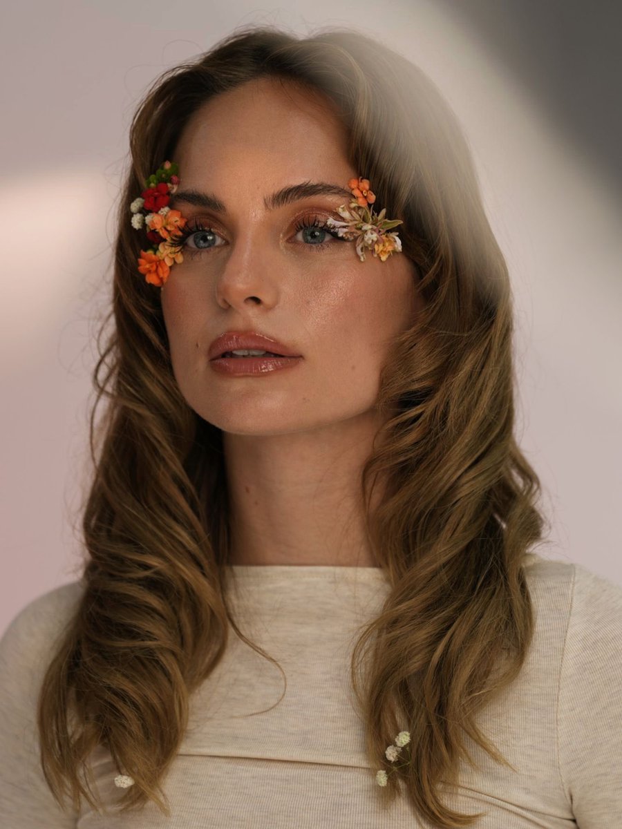 csolmazofficial's tweet image. Cemre Solmaz yeni post 💐

• #cemresolmaz • 

instagram.com/p/C_3KsirsOXB/…