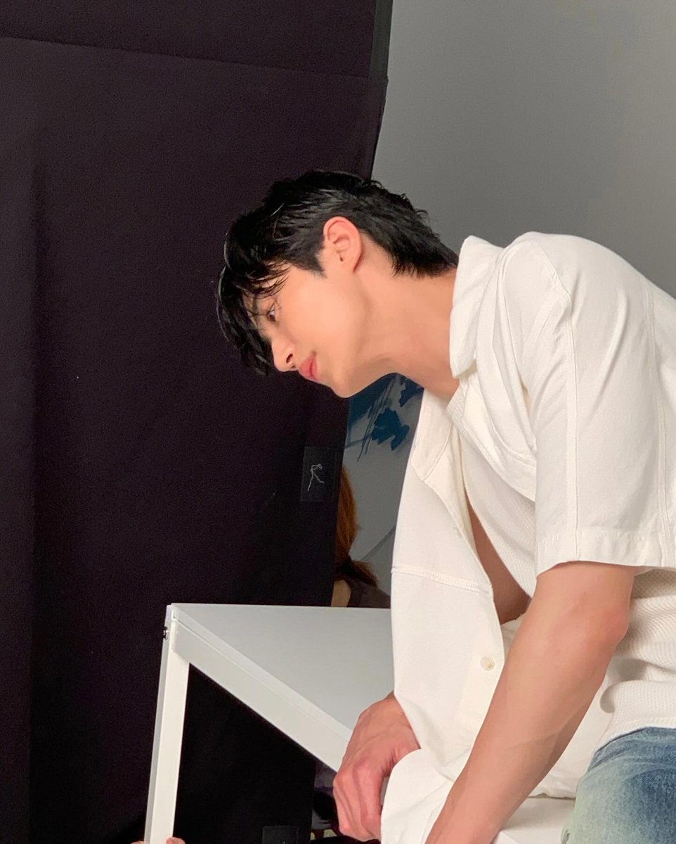 이 두 사진이 날 미치게해🫠🫠