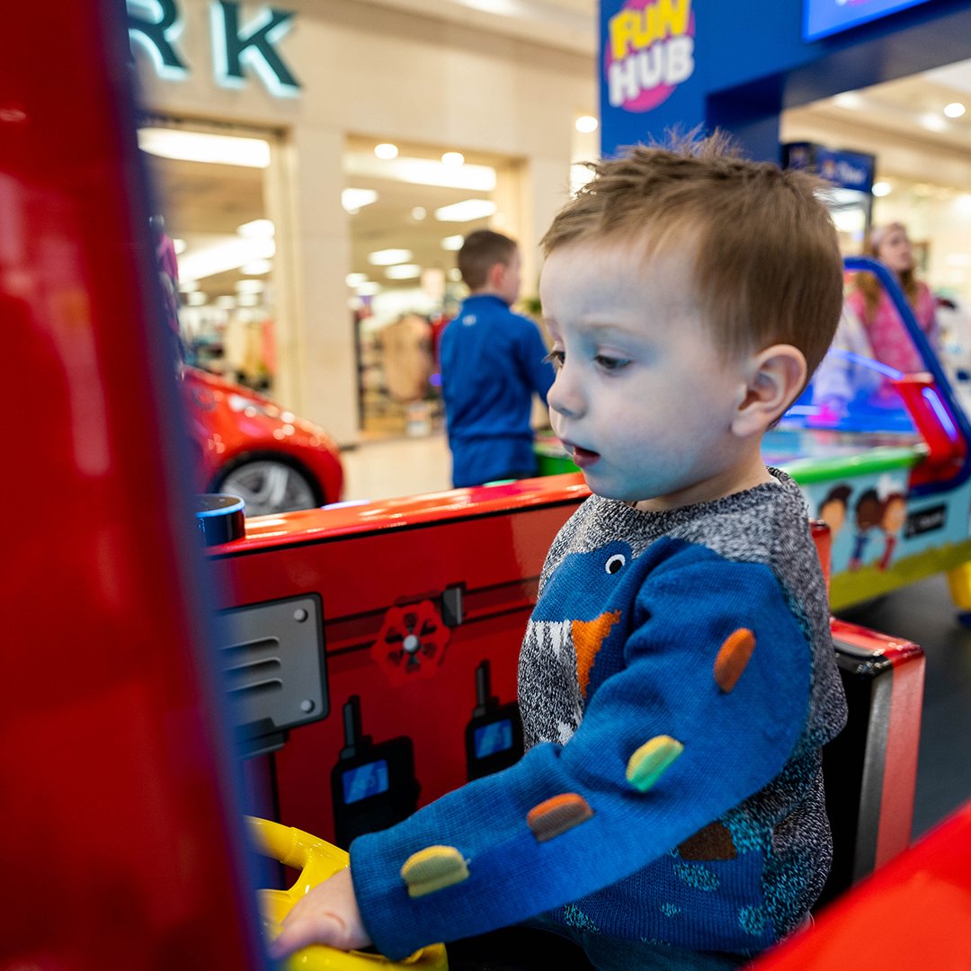 🚌 School's Back... and So is Fun! 🎉
After a long day of learning, every kid deserves a treat!

📍 Find your nearest FunHub location and let the fun begin! 🕹️
✨ Don’t forget to use the FunHub App for exclusive offers and prizes! ✨
📱 linktr.ee/lovefunhub

#BackToSchool