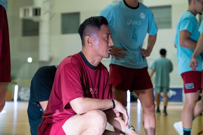 ANIMC2301's tweet photo. 【 #ASICSGRIP 】
ANI HC🗣️

あの時、あの采配をしていたら、、、

ていうのを終えてから何度も考える

一つ一つ選手と積み上げ、成長するのみ‼︎

IT'S TIME TO GRIP.

photo by @flymagazine 
THANK YOU!!

#ASICSBasketball
#MIDTOWNKRAKENS
#本気の挑戦がココロふるわす 
#絶好調　
#ANI_MC https://t.co/4raBbmkbPm