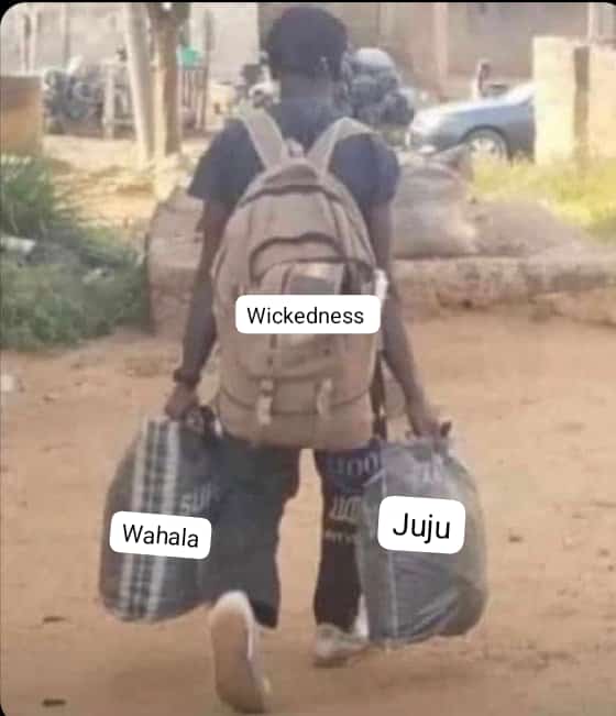 letsuchristian's tweet photo. My loads  wherever  I'm  going  . Do well not to find my trouble  🌚 https://t.co/Un1PkKmU6R