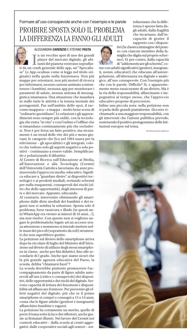 CremitTW's tweet photo. Prosegue il dibattito attorno al tema #smartphone e #minori, anche a seguito della recente #petizione diffusa online.
Condividiamo l’articolo uscito #14settembre @Avvenire_Nei , firmato da Alessandra Carenzio e @PastaStefano #Cremit
@Unicatt https://t.co/YQzeqmlbYv