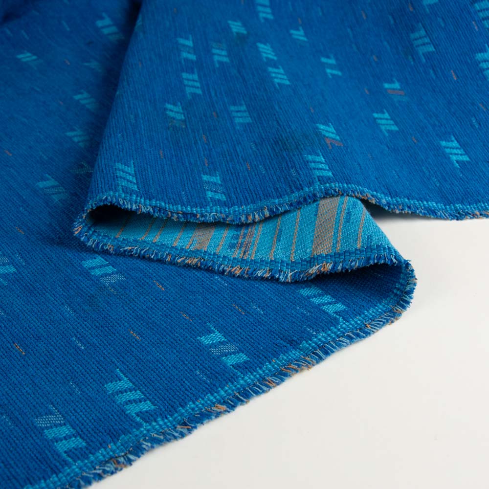 jessica_begood's tweet image. Are you looking for a sofa fabric that is both safe and beautiful?
With its rich texture and long-lasting flame retardant properties, yarn-dyed chenille fabric makes your home both stylish and safe!
#HomeDesign #flameretardantfabric #sofadecor #green #recycledmaterials #GRS