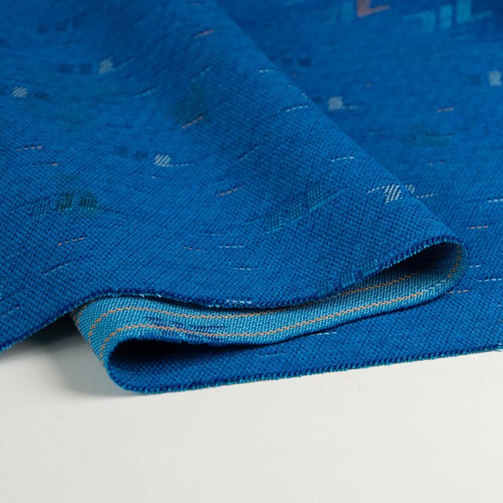 jessica_begood's tweet image. Are you looking for a sofa fabric that is both safe and beautiful?
With its rich texture and long-lasting flame retardant properties, yarn-dyed chenille fabric makes your home both stylish and safe!
#HomeDesign #flameretardantfabric #sofadecor #green #recycledmaterials #GRS