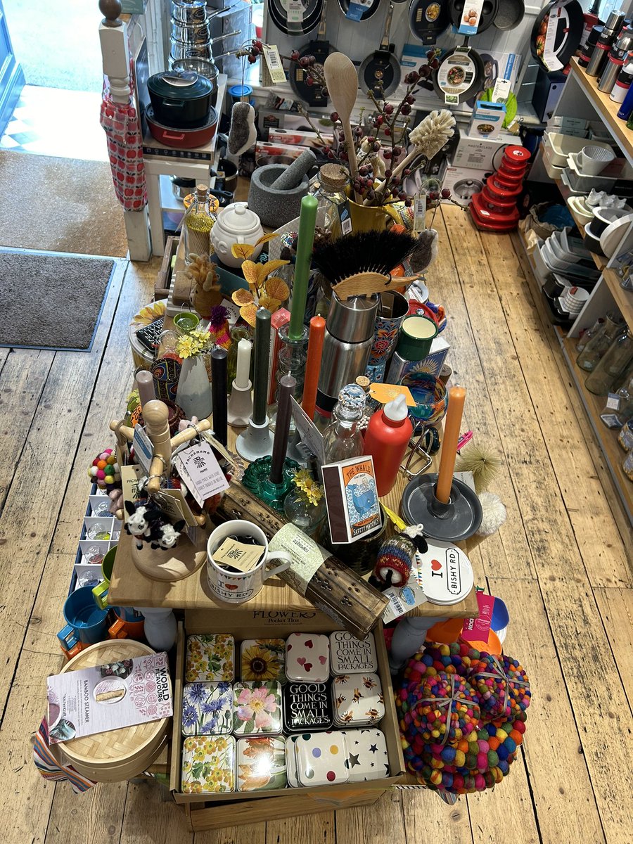 fjcookshop's tweet image. #GoodMorningYork 

Welcome to #Saturday on @bishyroadnet 

We’re set and ready and #OpenAllWeekend 

Can you spot your next lovely here? Come and spend some time browsing…

#BishyRoadShopping #ShopSmall #ShopLocal #LoveYork