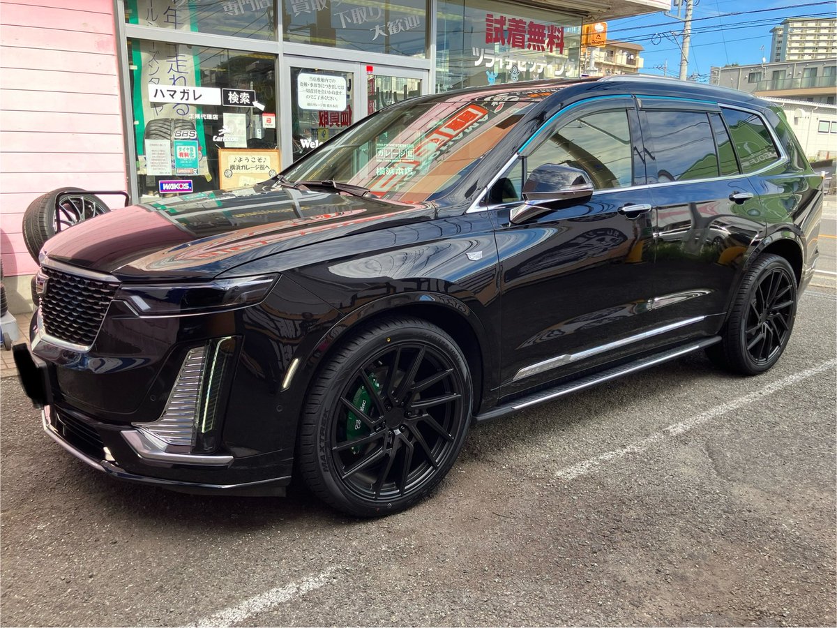 キャデラックXT6にT&T Forged 22インチ！！ 新品でも設定が少なく