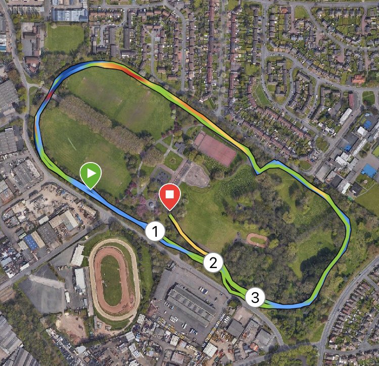 SamABaxter's tweet image. An early start for me to venture down to East Park parkrun in Wolverhampton. Pancake flat, apart from one minor bump, and the sun was out. Volunteers were amazing as ever 👍 #ukrunchat