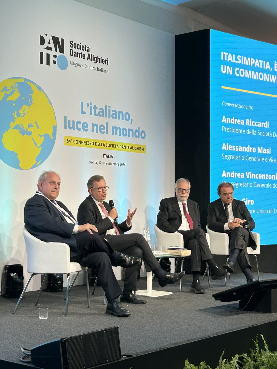 🟨🔵 "Negli ultimi anni abbiamo gestito domande sempre più complesse, la Dante è orgogliosa di essere all'altezza delle nuove sfide" racconta il Vicesegretario generale Andrea Vincenzoni.

Segui la diretta ➡️ congresso.dante.global