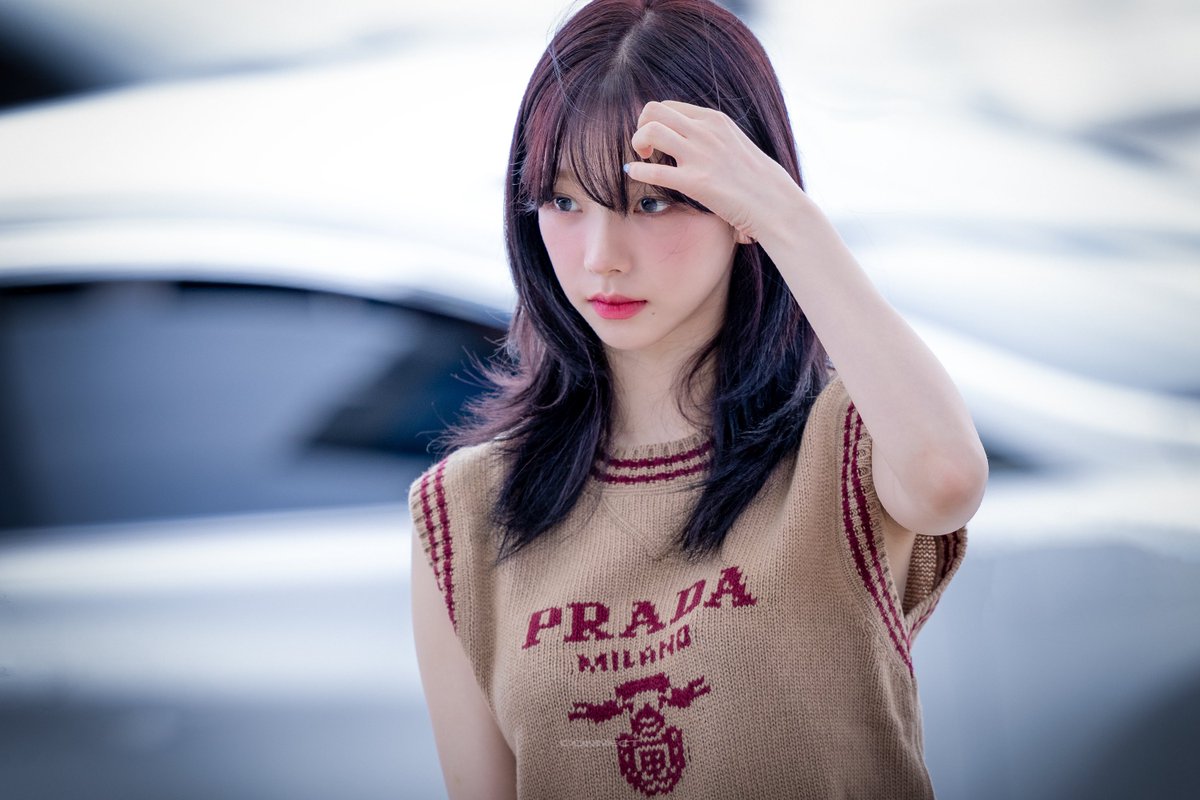 connect_withU's tweet photo. 240914 ICN HQ
이렇게 예뻐야 카리나 라는 소리 듣는구나😳
#카리나 #KARINA #에스파 #aespa https://t.co/u0aZdi92sG