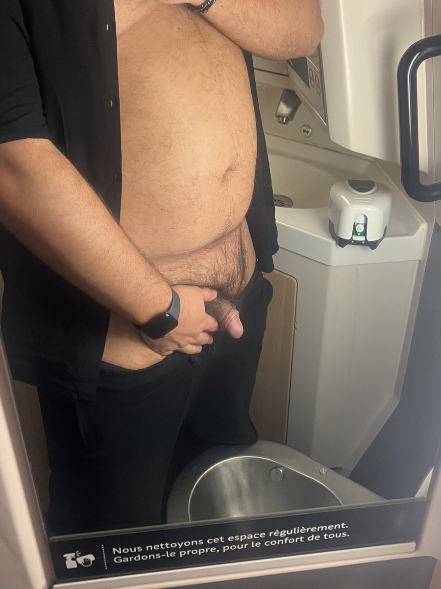 tinychub91 tweet picture