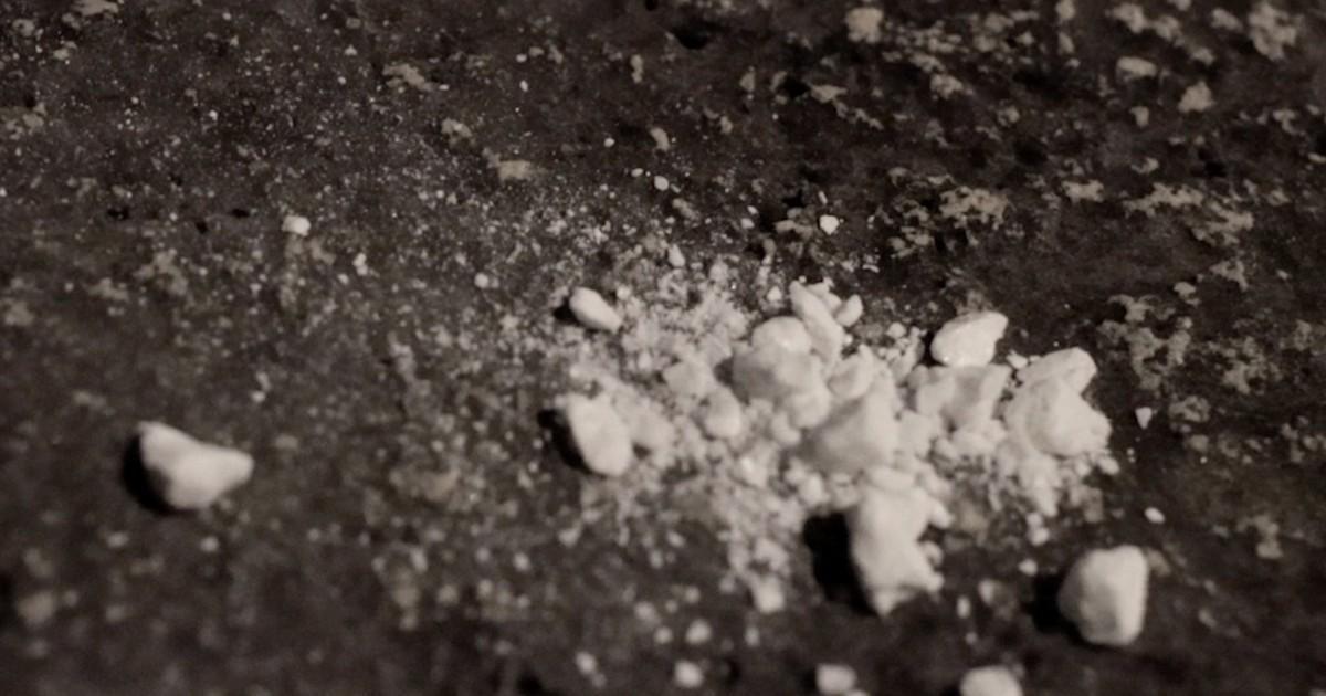 "Fumavo 30-40 pezzi al giorno, ho spacciato a chiunque: ragazzini delle medie, pure a una ragazza incinta". Il viaggio nell'abisso del crack di Perugia - Il Fatto Quotidiano ilfattoquotidiano.it/2024/09/14/fum…