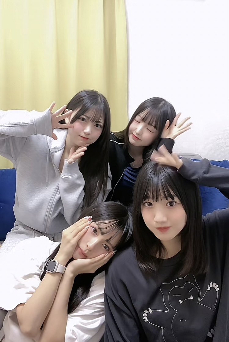 idol_yata_2's tweet photo. 偶然！！みんな可愛い🎀
#LinQ #LinQty #黒田れい #有村南海 #森斗咲羽 #華山あかり https://t.co/URGSwk7FMe