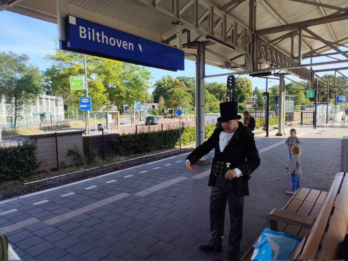 We zijn begonnen op station #Bilthoven met #OpenMonumentendag!