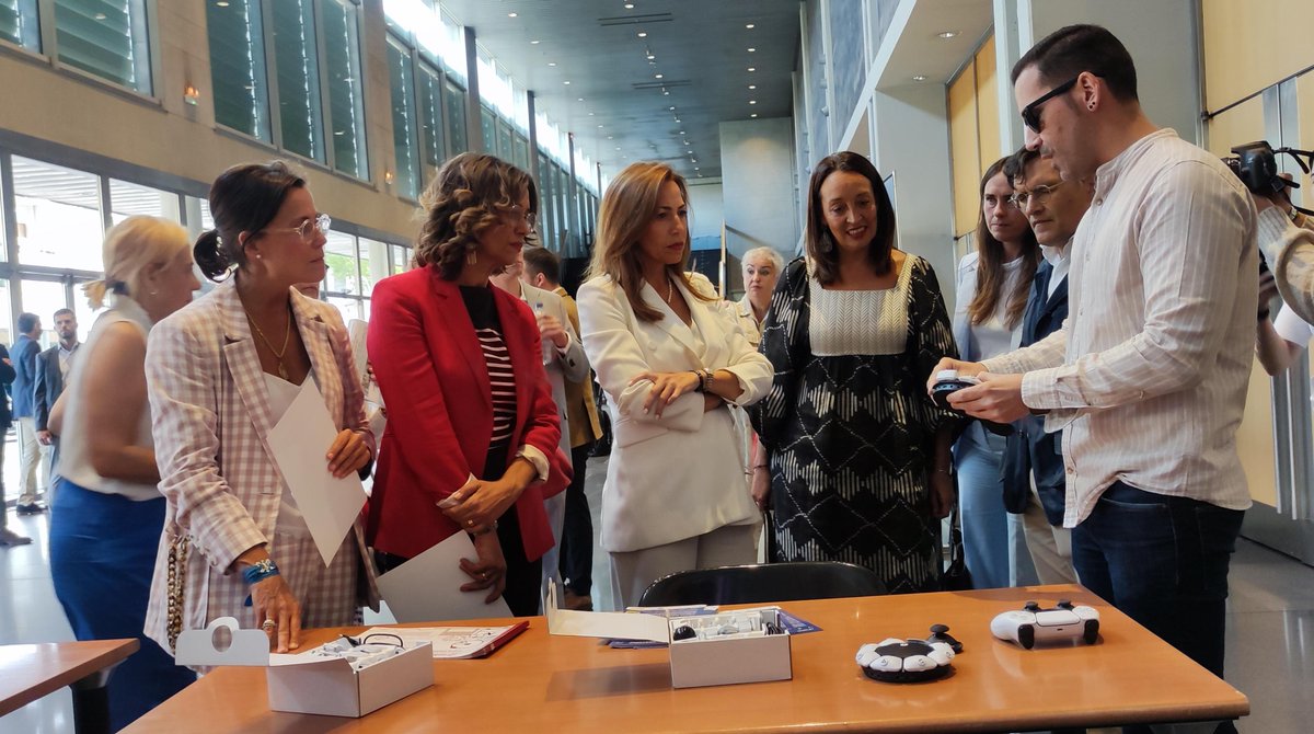 📢 El jueves tuve el honor de intervenir en la inauguración del I Congreso Estatal de #JuventudConDiscapacidad, una oportunidad para acercarnos a las inquietudes, demandas e ideas de los jóvenes que conviven con la discapacidad: en Aragón son 5.600 y a nivel nacional, 300.000