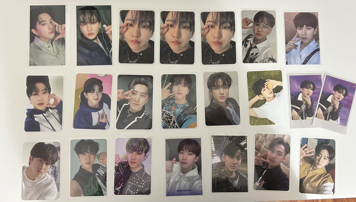 lalicesf's tweet photo. skz stray kids hyunjin changbin felix jisung chan jeongin seungmin lee know minho satis
fiyatlari konusuruz elimden hemen cikmalarini istiyorum 
toplu alimda indirim yaparim 
hyunjinleri baska uyelerle(ozellikle changbin vermek onceligim)
odeme ibn/ppr kargo gd https://t.co/UrX7OFa50V