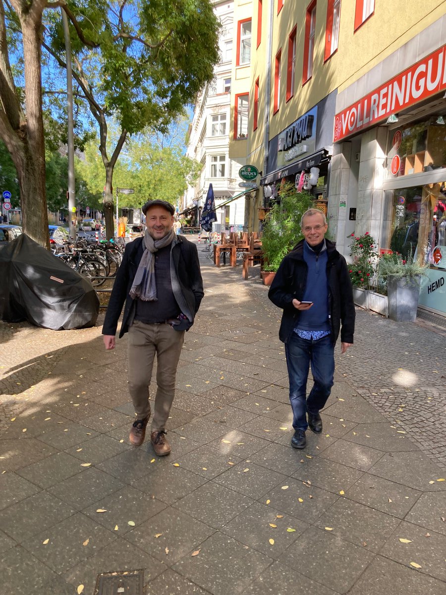 Arawa_fr's tweet image. 🚀 Aujourd&apos;hui, c&apos;est la 1ère des deux journées de la Nextcloud ☁️ Community #Conference 2024 ! Ce matin, Philippe, Thierry, et Sébastien étaient en route pour le #MotionLab de #Berlin 🇩🇪 
#️⃣ #OpenSource #LogicielsLibres #Nextcloud #NextcloudConf #NextcloudConf2024