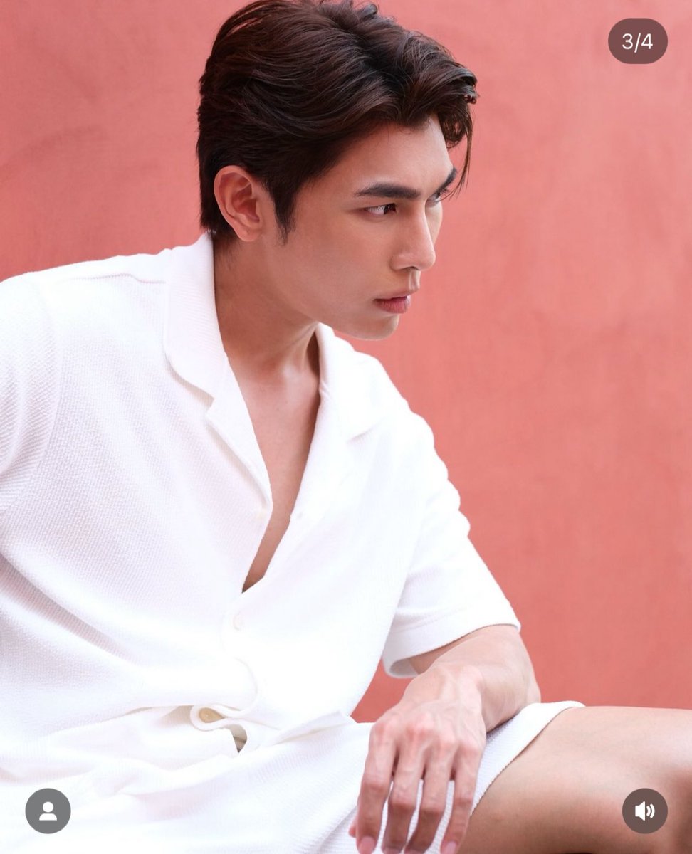 leo8581989021's tweet photo. あぁ…もう…ほんとかっこいいんだから…
その笑顔ズルいっ🥹💘
IG:makechatup
@HUGOBOSS
#BOSSTheCollection
#BeYourOwnBOSS
#BOSSHouseBali
@MSuppasit
#MewSuppasit https://t.co/L75Q0MJTg8