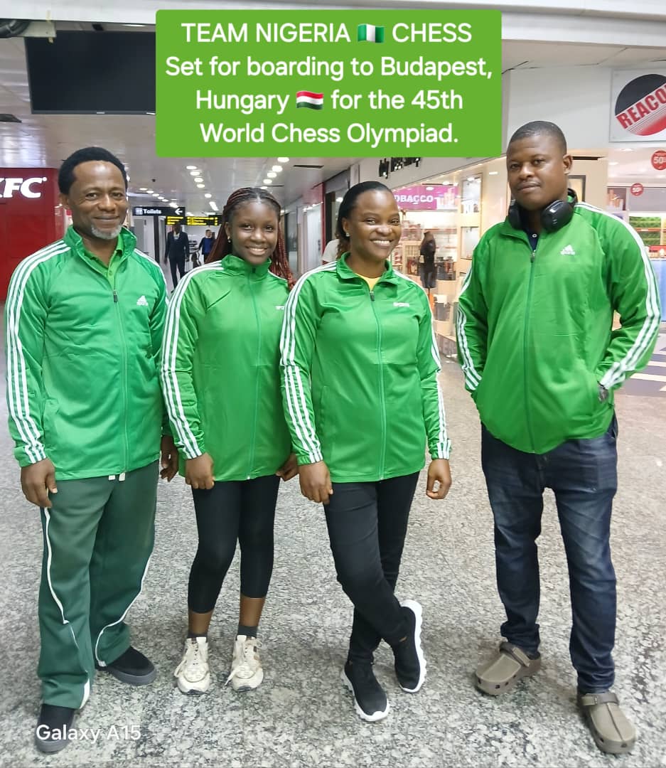 deborahquickpen's tweet image. ✈️✈️
Destination: Budapest, Hungary
Mission: Chess Olympiad
Target: 🏆
It's time to raise the 🇳🇬 flag flying high
Wish us success 😌🙏🏾
#deborahquickpen
#chessplayer