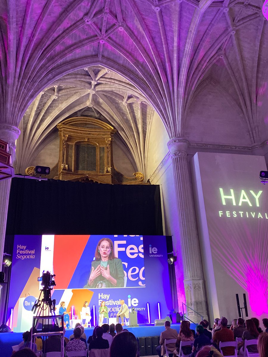 Alicia Fátima Gómez @fagomsan@mastodon.cloud (@fagomsan) on Twitter photo Santiago Iñiguez de Onzoño with Beatriz González Cristóbal, Beatriz Cortázar y Gloria Lomana discuss about leadersship and women hayfestival.com/p-22447-santia… <a href="/hayfestival_esp/">Hay Festival Esp</a> Santiago Iñiguez de Onzoño with Beatriz González Cristóbal, Beatriz Cortázar y Gloria Lomana discuss about leadersship and women hayfestival.com/p-22447-santia… <a href="/hayfestival_esp/">Hay Festival Esp</a>