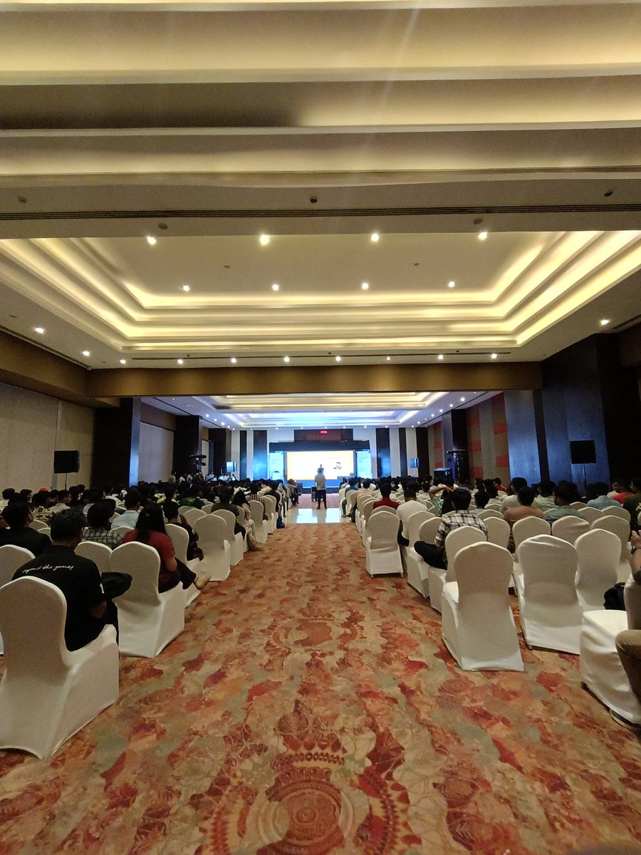 SurajCh4248417's tweet photo. Attending the Cloud Community Day 2024 in Mumbai, and it's been an incredible experience so far! #GCCDMUMBAI24

1. Welcome Note by Dharmesh Vaya: The event kickstarted with an inspiring welcome by Dharmesh, highlighting the significance of community-driven tech initiatives. https://t.co/hvDeMH7O3W