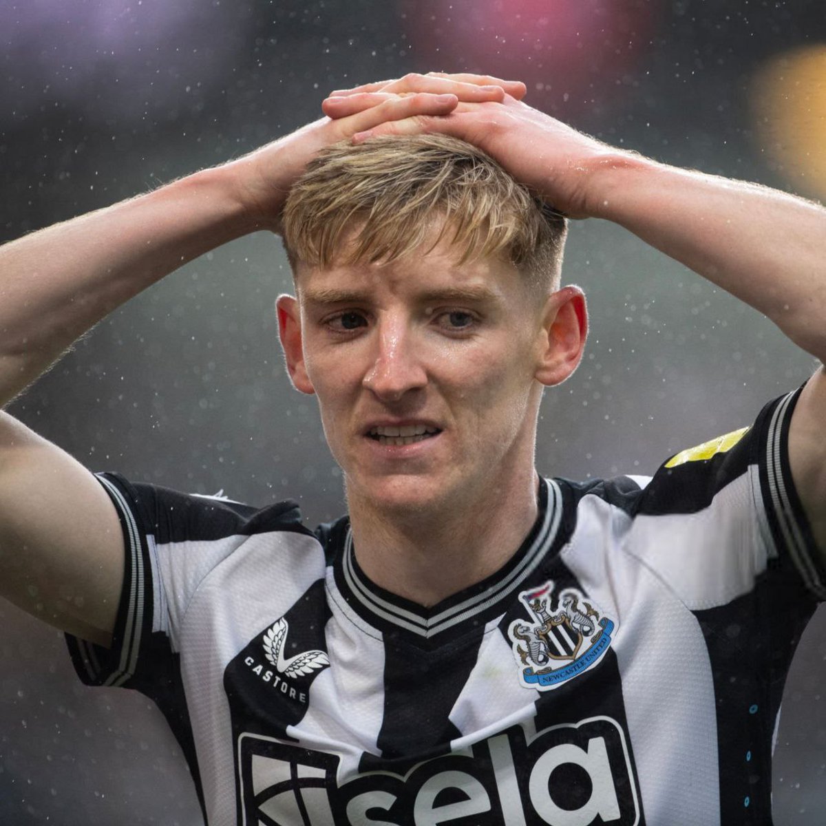 خلاص قفل الديلاين 🔒🔒🔒🔒
مين كابتنك 
هالاند ❤️
صلاح 🥰
بالمر 🤯
سون 😆
ساكا🔥 
هافرتز 🤩
واتكنزا 👍
ايزاك 👀
لاعب اخر🥲