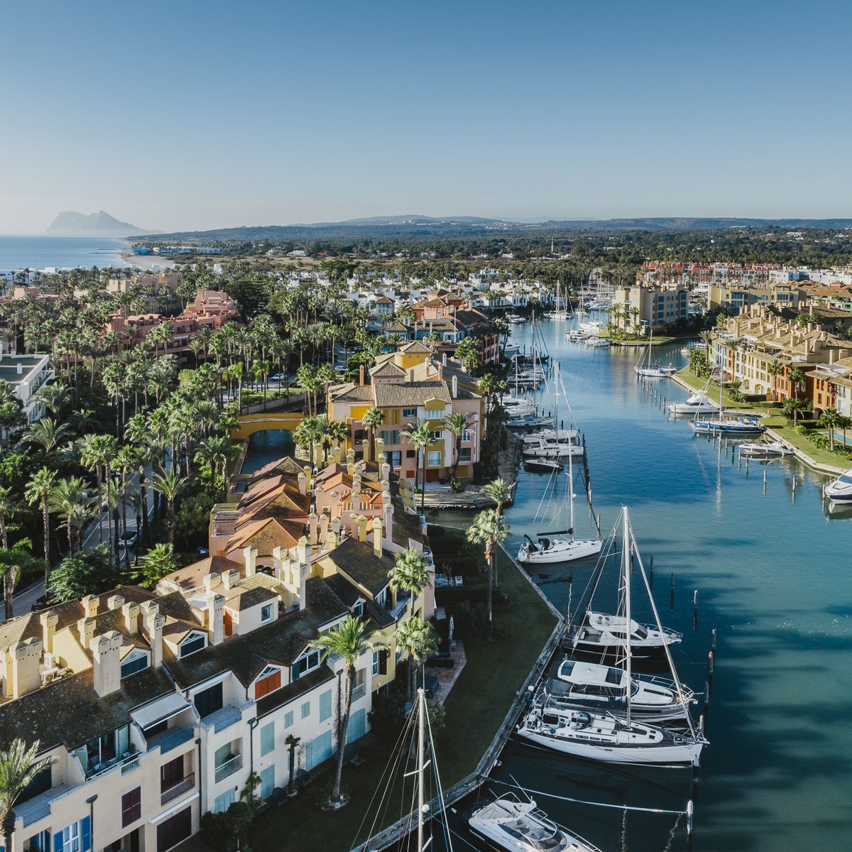 Sotogrande_'s tweet photo. Located in a prime spot at the southern tip of the Costa del Sol, Sotogrande provides convenient access to key destinations. Gibraltar is just a 20-minute drive, while the vibrant city of Marbella is less than 40 minutes away. https://t.co/kq6Vyp95k3