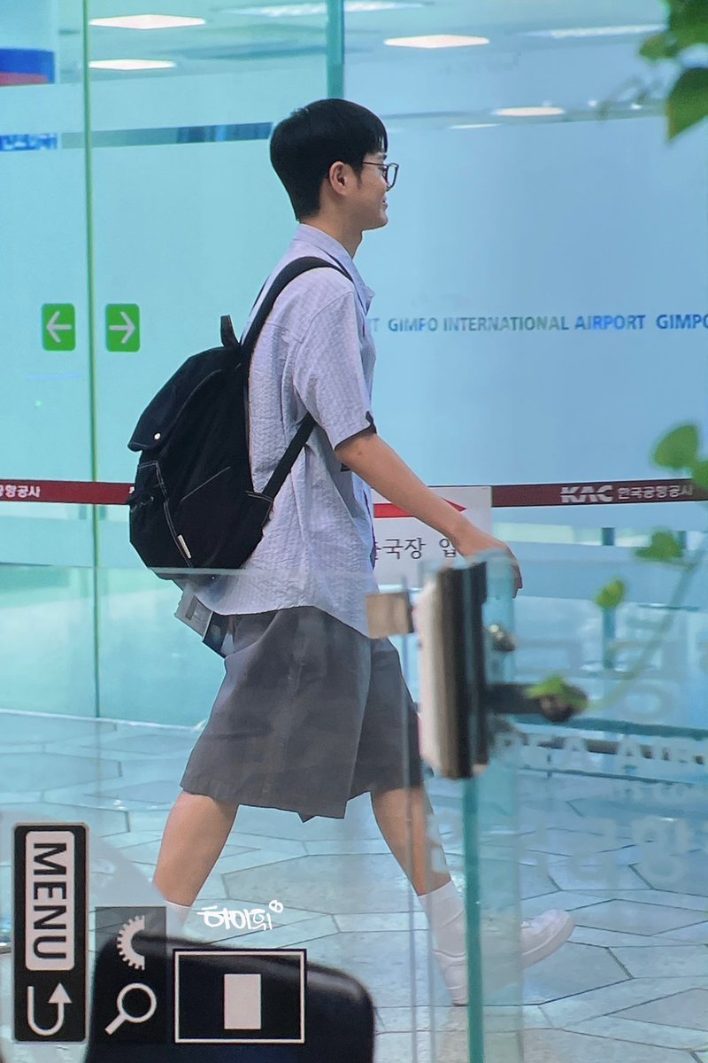 240914 #AB6IX #이대휘 #대휘 #투데휘 
대휘학생🎒