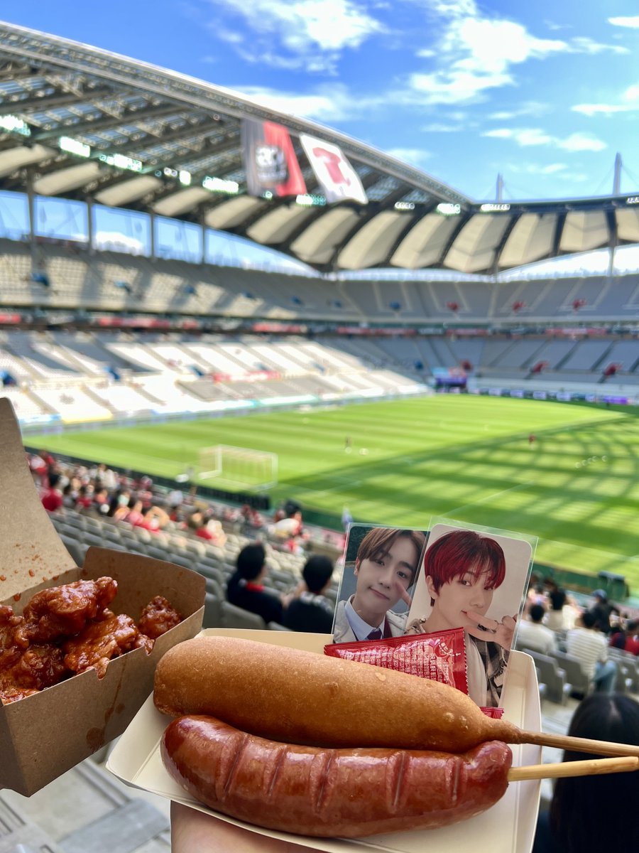 9dango13's tweet photo. 🍡 : 야구보러 가자
🍮 : 웅
🍡 : 축구보러 가자
🍮 : 웅

🔒겨울엔 농구, 배구 보러가쟈 https://t.co/jYL4Li7mmC