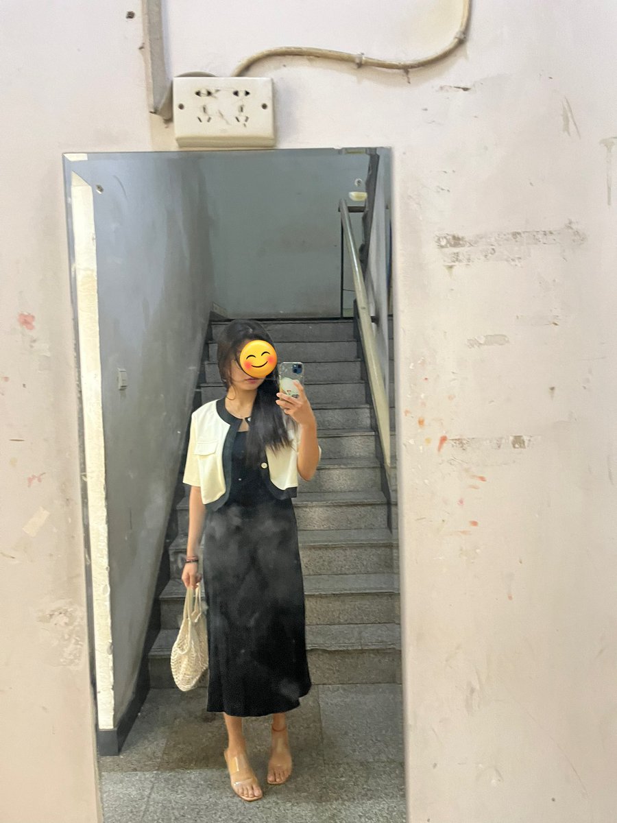 preloading0624's tweet image. 存点daily look be like