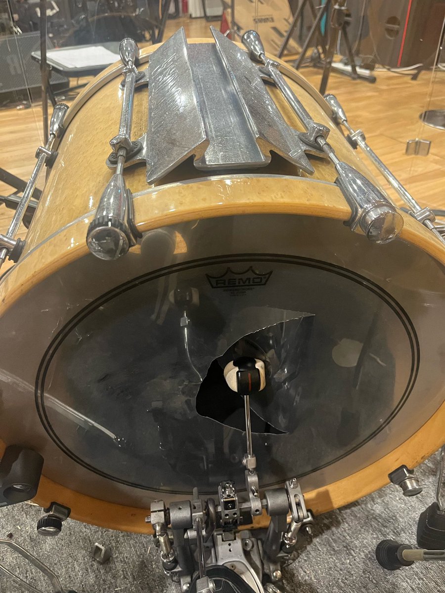 gunilsmenu's tweet photo. the 'hardest song' gunil has ever played in the drums and the one that tore his drum while practicing 😭 https://t.co/4Q0NMjc0No