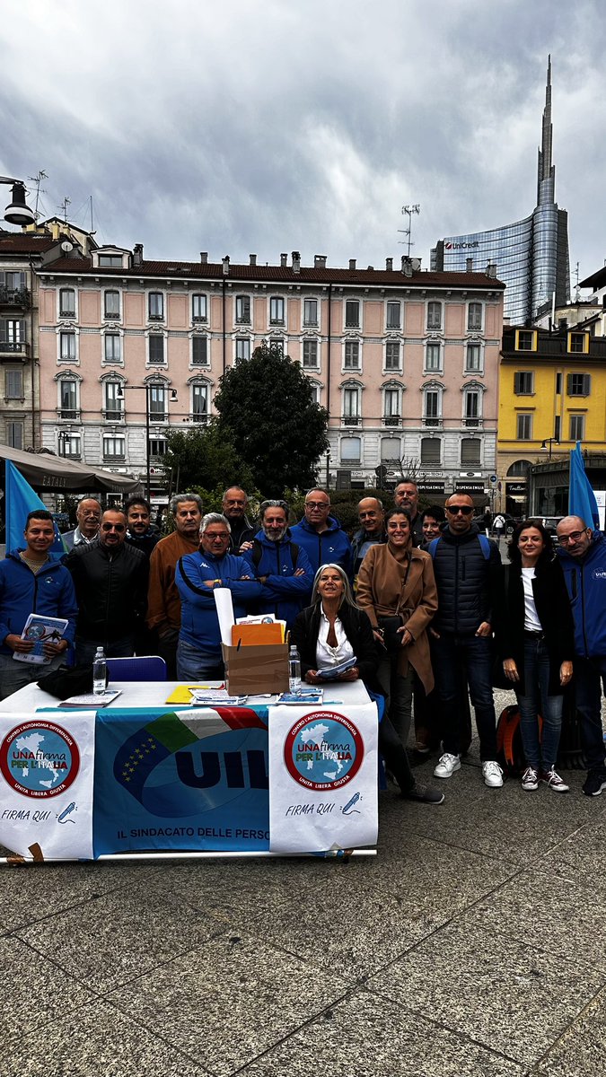 Uiltrasporti Lombardia (@uiltrasportil) on Twitter photo Prosegue l’impegno della <a href="/UilMilanoLombar/">Uil Milano Lombardia</a> insieme alle categorie per la raccolta delle firme per il referendum contro la legge sull’autonomia differenziata. Oggi a Milano in Piazza XXV aprile.
<a href="/Uiltrasporti_N/">UILTRASPORTI</a> <a href="/UILofficial/">Uil Nazionale</a> <a href="/PpBombardieri/">Pierpaolo Bombardieri</a> Prosegue l’impegno della <a href="/UilMilanoLombar/">Uil Milano Lombardia</a> insieme alle categorie per la raccolta delle firme per il referendum contro la legge sull’autonomia differenziata. Oggi a Milano in Piazza XXV aprile.
<a href="/Uiltrasporti_N/">UILTRASPORTI</a> <a href="/UILofficial/">Uil Nazionale</a> <a href="/PpBombardieri/">Pierpaolo Bombardieri</a>