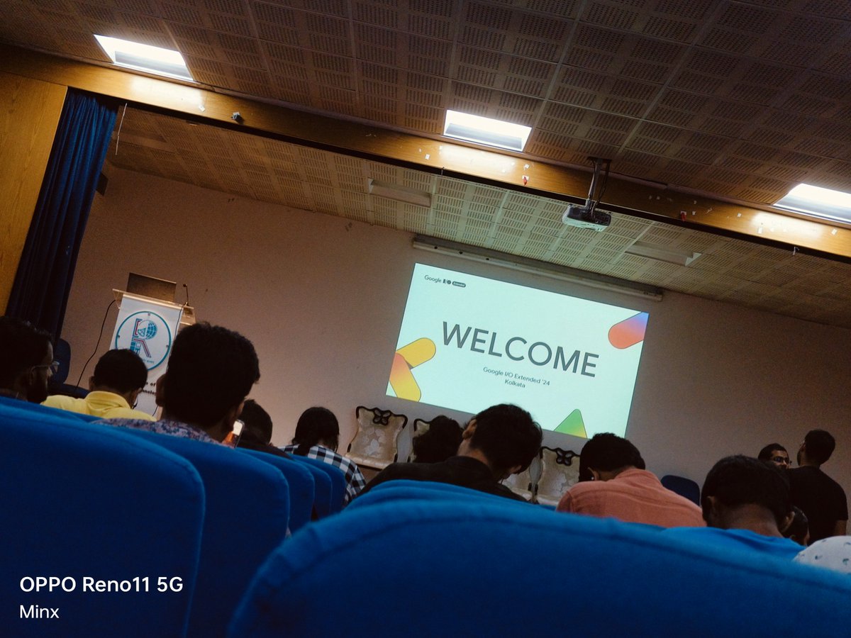 moyantri's tweet image. Attended Google I/O extended today! What an insightful sessions!
#GoogleIOExtended24 #TechForGood 
#GDGKolkata