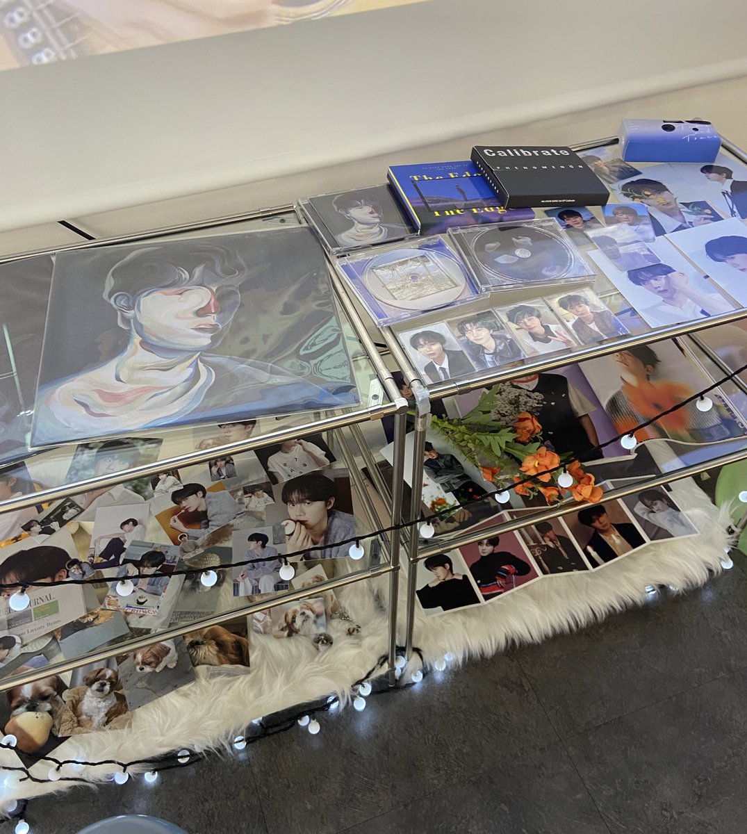 hhslover914's tweet photo. 올해도 이렇게 현상이의 생일을 축하하게 되어 기뻤습니다 ! 컵홀더는 못받아서 아쉽지만.. 카페가 정말 알차게 꾸며져 있더라구요 !
덕분에 현상이 생일 즐겁게 축하하다가 갑니다~💙
#a_room_with_memories
#현상이의_추억을_담아 https://t.co/vJ2vGqHpGJ