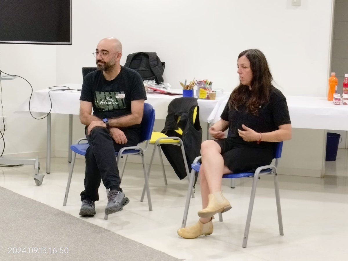 MuseuNac_Cat's tweet photo. Ahir i avui, mediadores i treballadores socials i culturals s'han apropat al MNAC per la formació "Titelles per la transformació social", impartida per #KarimDakroub. Fem MNAC, fem comunitat, amb el @festival_if, @secretariat_shb i Centre Cívic @CotxeresCasinet #Comunitat360MNAC https://t.co/OtEdwICAzB
