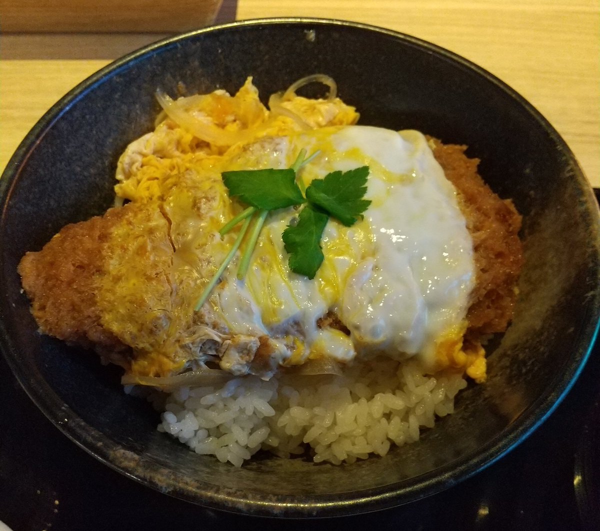 スカイスパでサウナしました❗️
サウナの後はカツ丼食べて活力満点😊
お肉柔らかくて美味しかった✨

#サ活 #サウナ