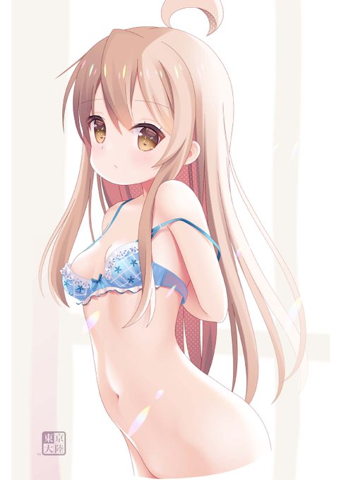 まひろちゃん初めてのブラ
#京章_絵 