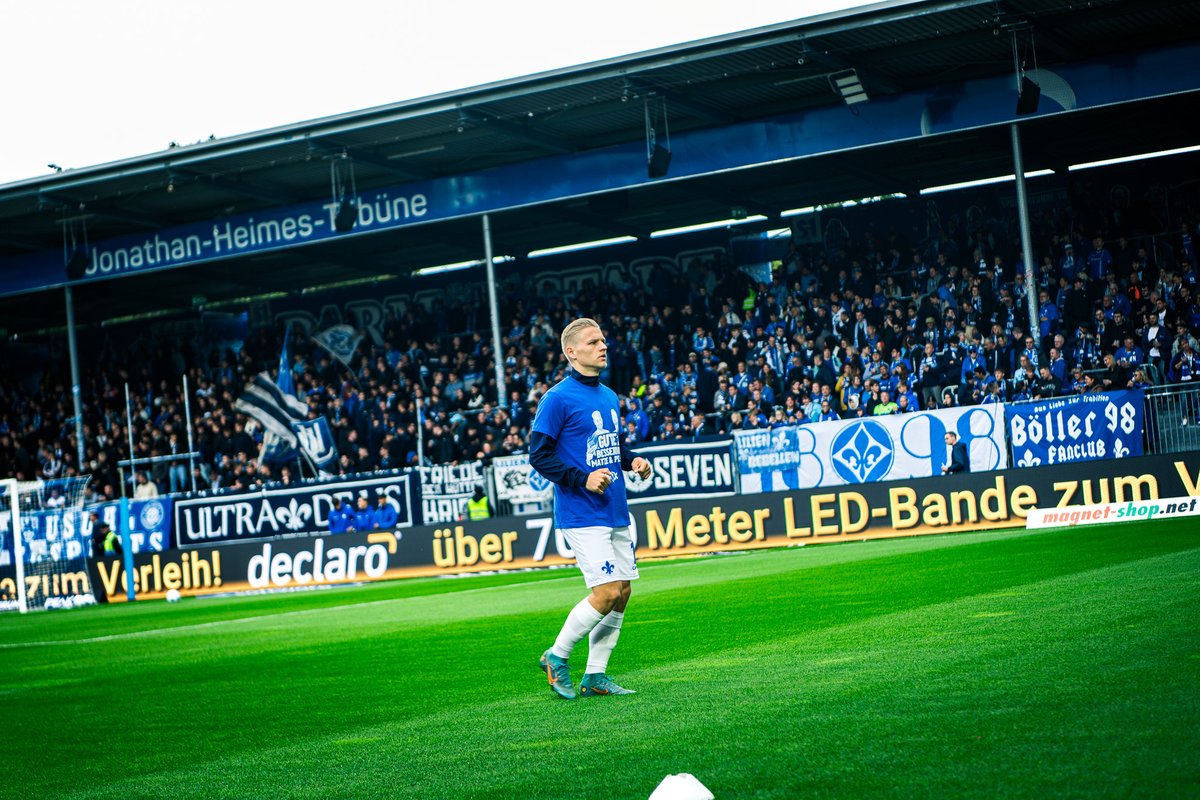 Gute Besserung, Matze &amp; Paul! ⚜

Schenkt euren Teamkollegen heute einen Sieg ✊

#sv98 | #Lilien | #SVDEBS